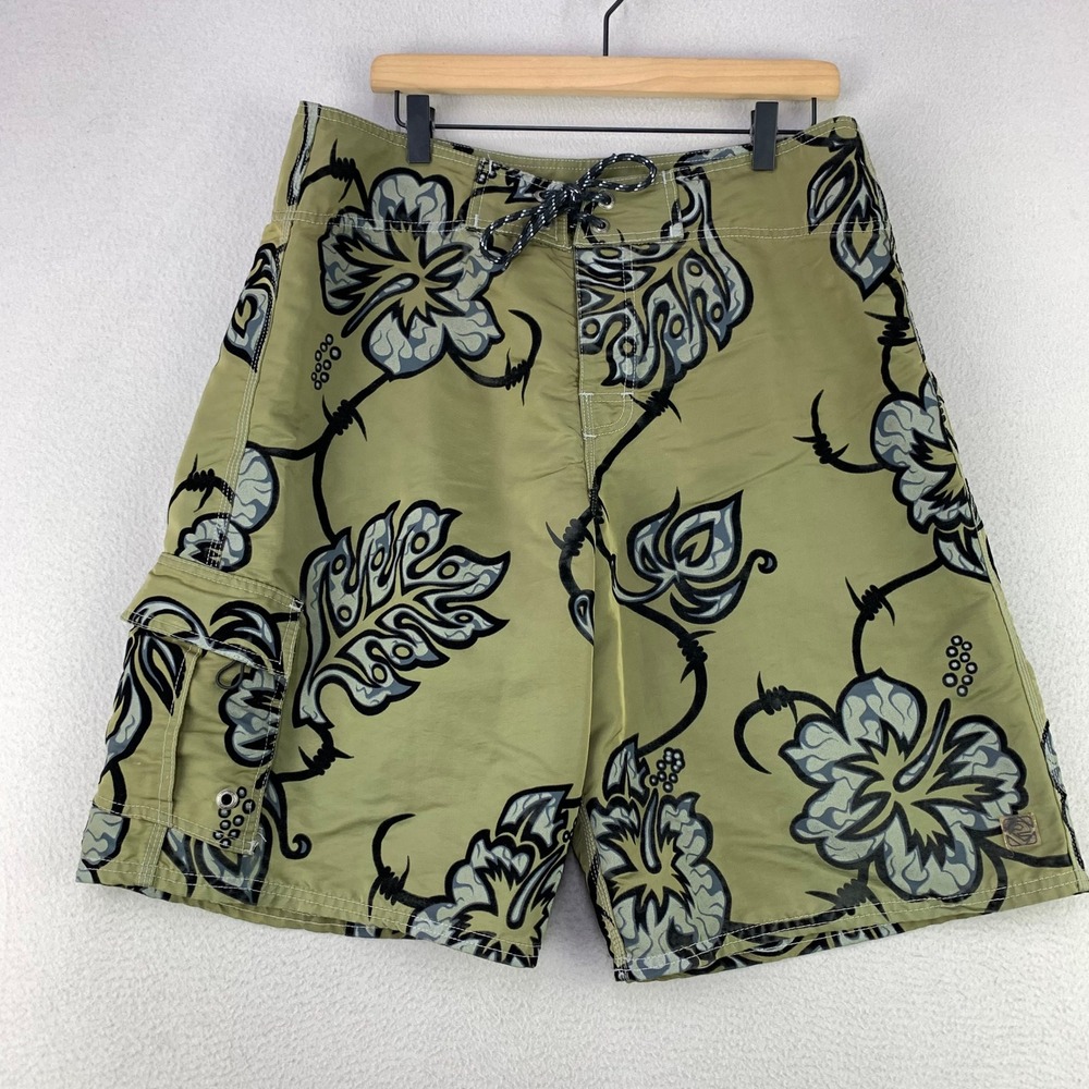 Vintage Redsand Floral Boardshorts Mens 34 Green/Black Y2K Surf Cargo Baggy